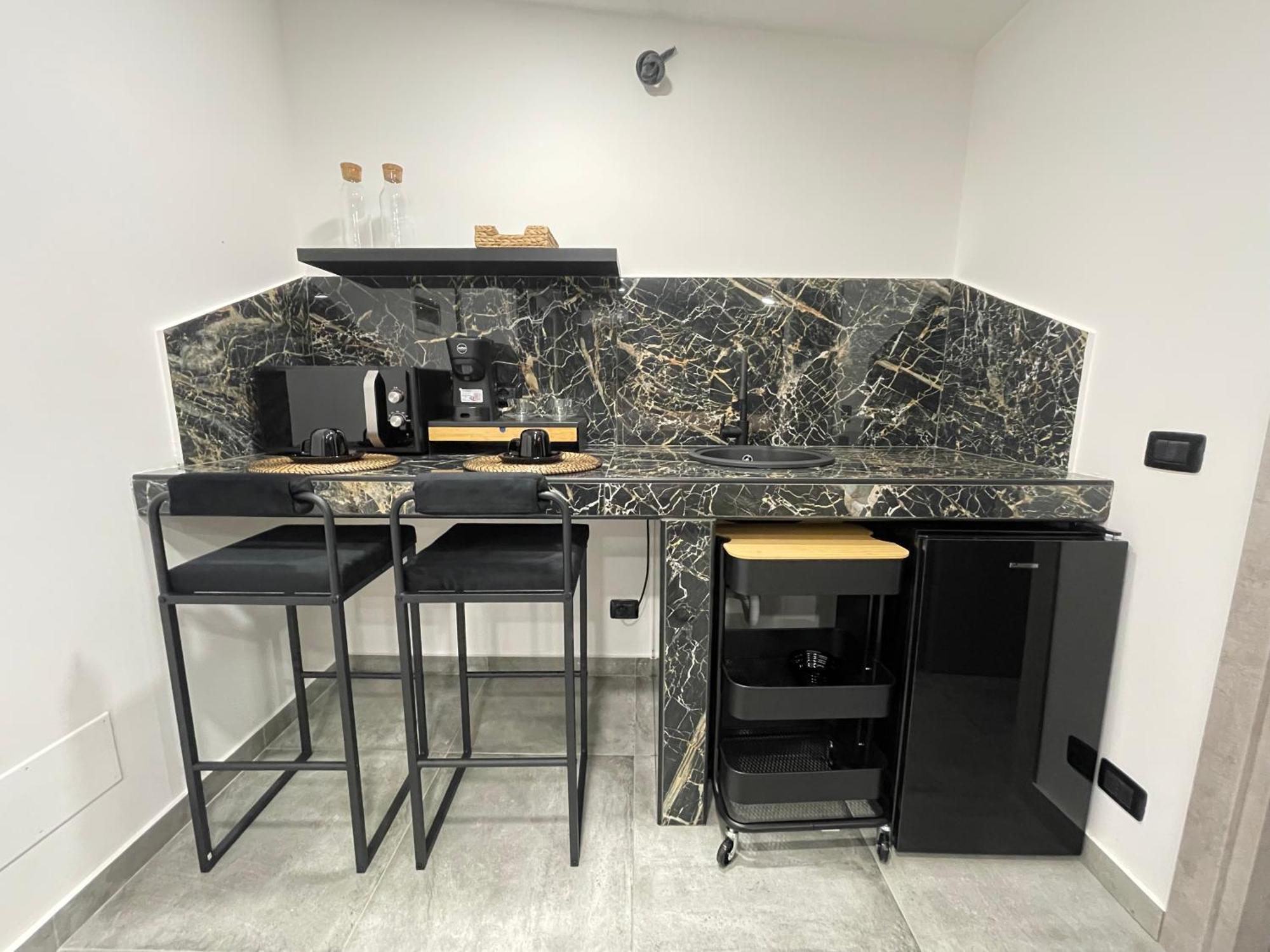 B&B Vittoria House Карлентини Экстерьер фото